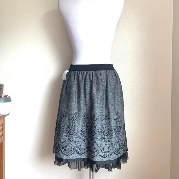 Grey Lace Studio 253 Skirt - Picture 4 of 7